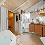 Amazing In With Kitchen *