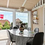 Prázdninový dům Amazing In With Kitchen